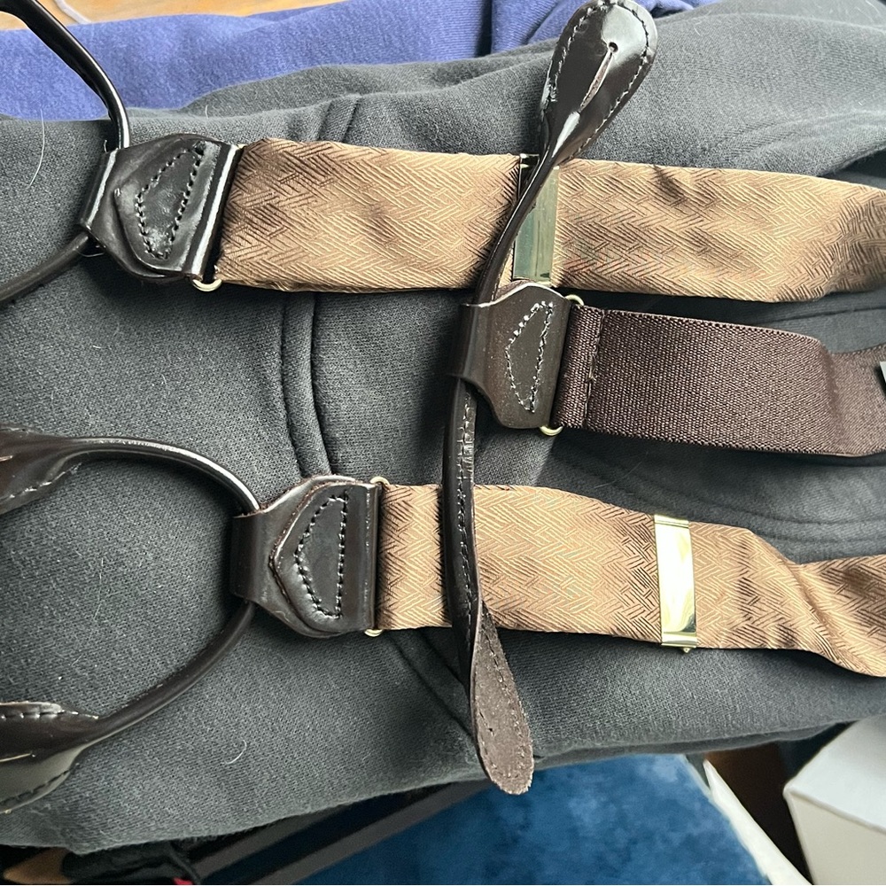 BROWN SILK SUSPENDERS